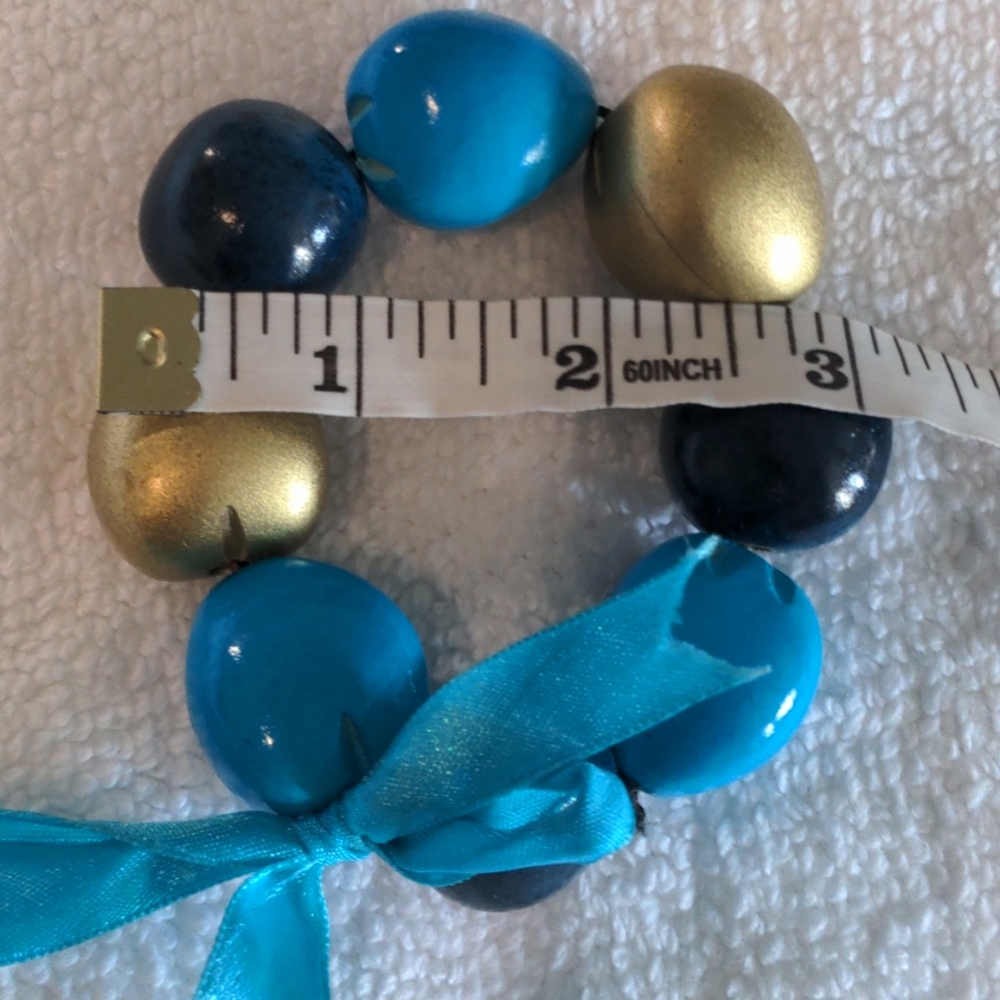 Wooden bracelet - Picture 2 of 2